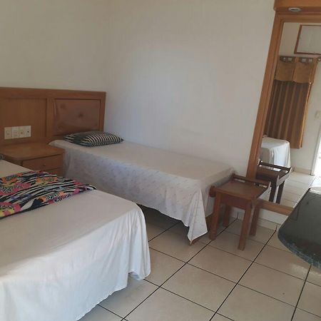 Pluma Hotel Jaru Luaran gambar